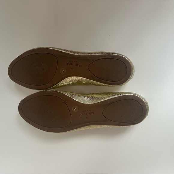 Kate Spade Ollie Metallic Leather Peep Toe Pearl Embellished Ballet Flats - Picture 3 of 5